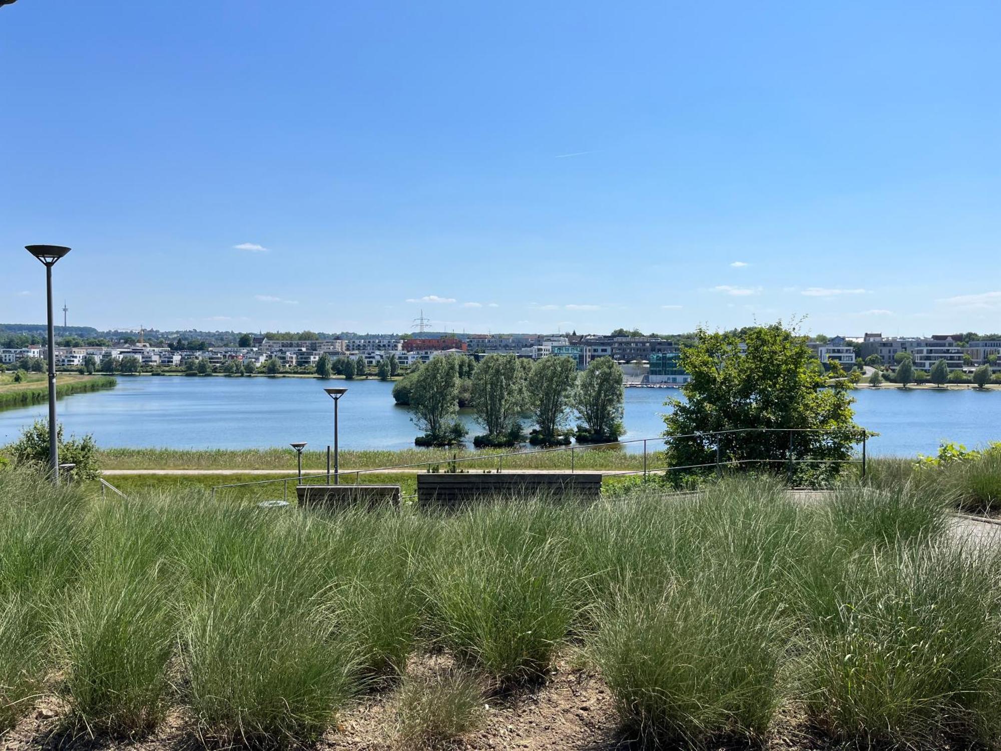 Haus Mit Panoramablick Auf Den Phoenixsee Dortmund Eksteriør billede