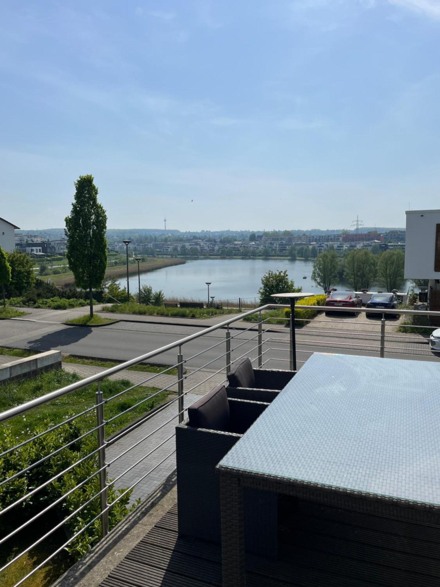 Haus Mit Panoramablick Auf Den Phoenixsee Dortmund Eksteriør billede
